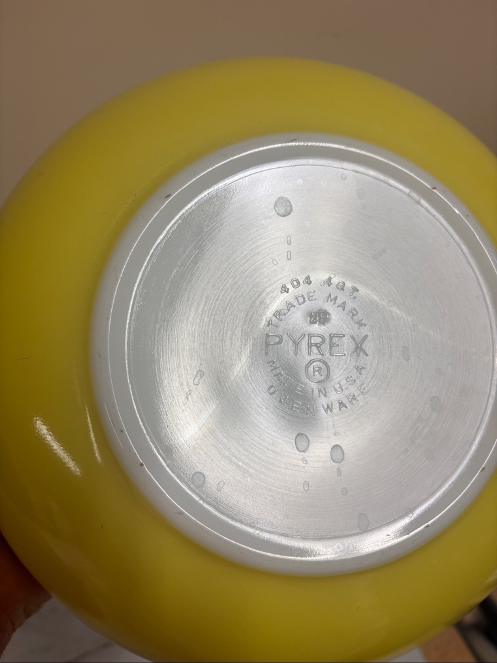 Pyrex Primaries Mixing bowl Set - Picture 2 of 10